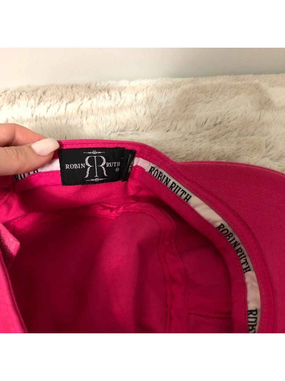 Robin Ruth Brooklyn Women's Pink Cap - Picture 3 of 3